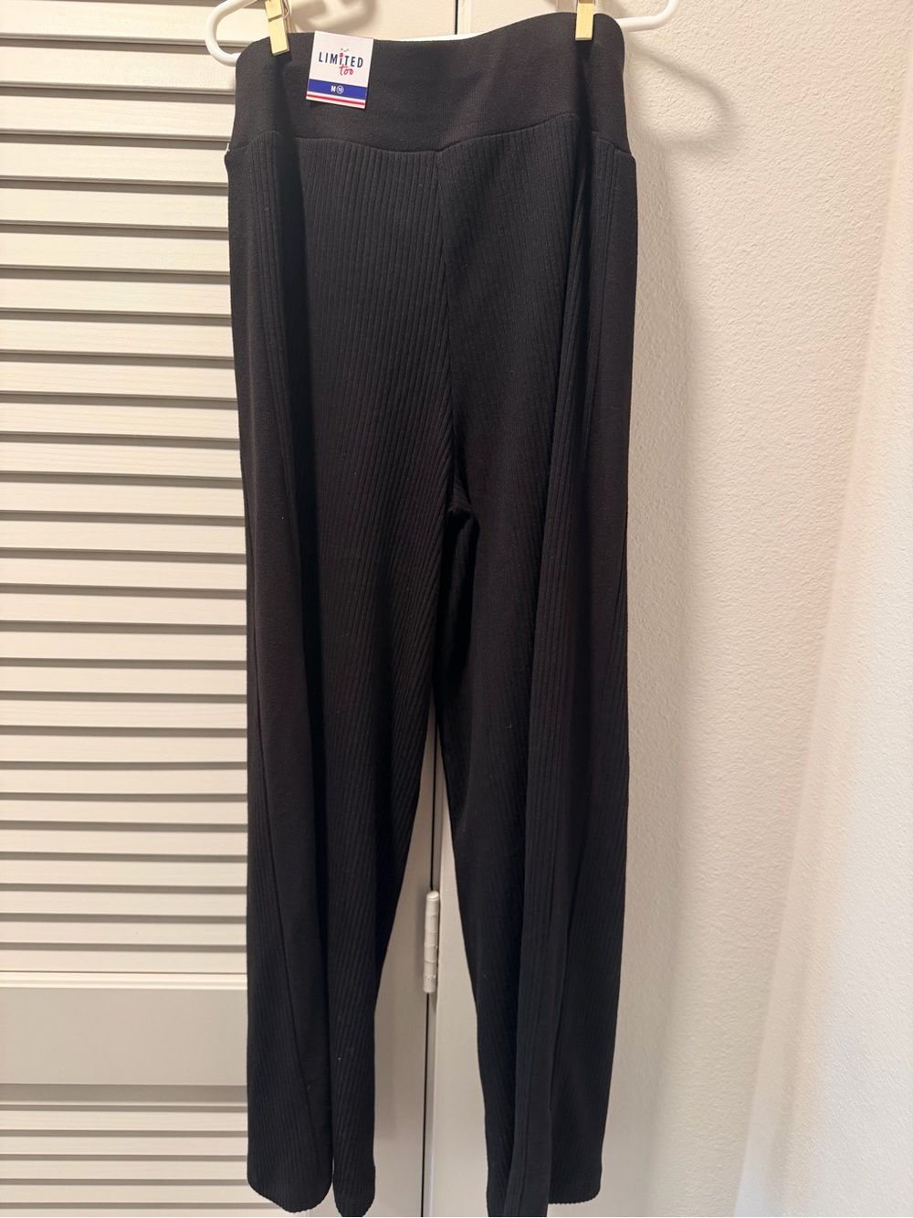 Limited Too Black Knit Pants with Metal Nameplate - Picture 4 of 4